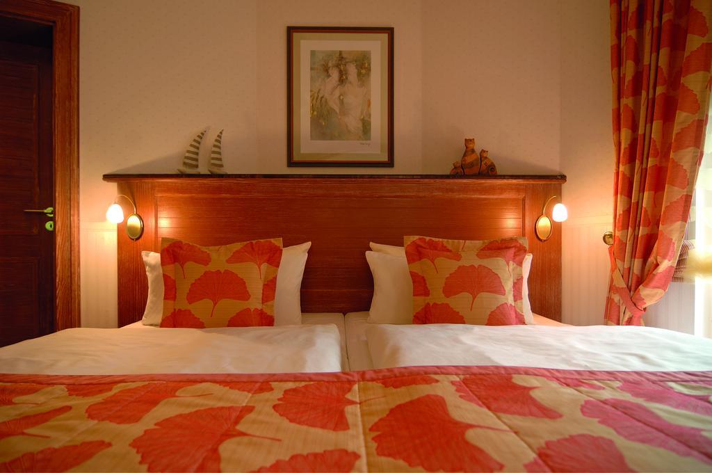 Hotel Blinkfueer ديارهاجين الغرفة الصورة